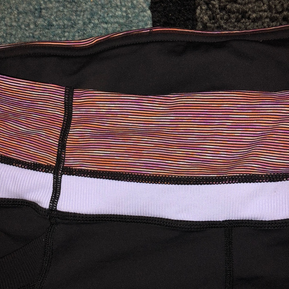 Lululemon crops - Picture 2 of 3